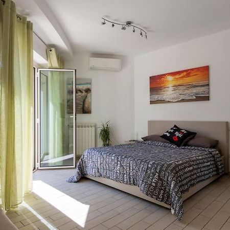 La Suite Sul Borgo Fregenae Bagian luar foto