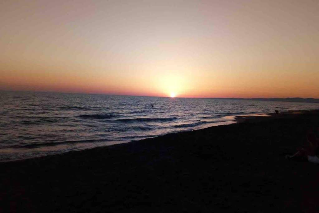 La Suite Sul Borgo Fregenae Bagian luar foto